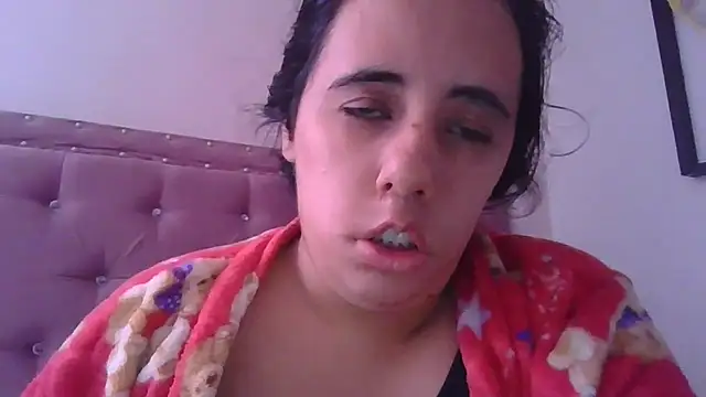 annarose19 online show from 10.23.25