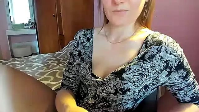 HolmesAriana online show from 09.14.25