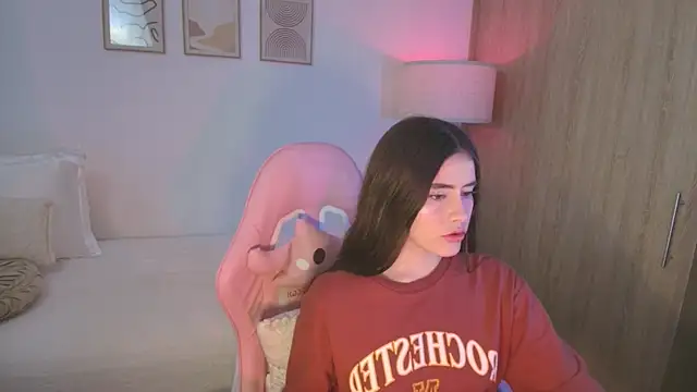 iriswest  online show from 10.08.25