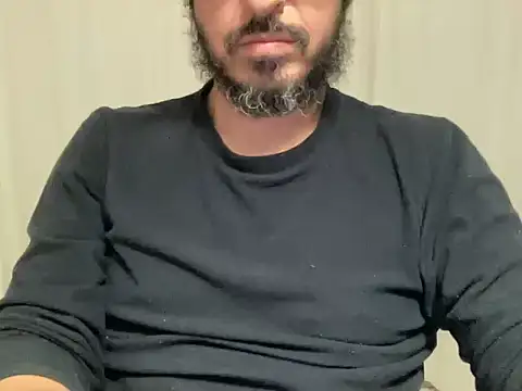 Snapshot of ed_grimm chatting on 11.12.25 ed grimm online show from 11.12.25