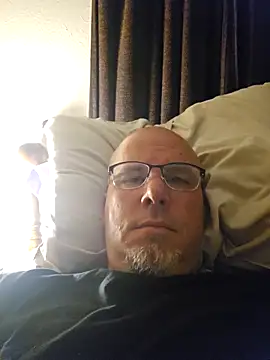 ke5eeo2 online show from 04.19.26