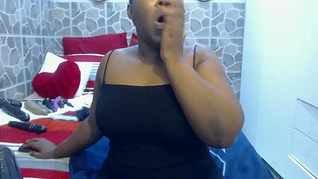 Snapshot of THREEHOLESPLEASURE99 chatting on 02.26.25 THREEHOLESPLEASURE99 online show from 02.26.25