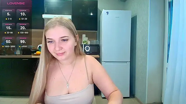 Snapshot of Adr1ana_ chatting on 11.01.25 Adr1ana online show from 11.01.25