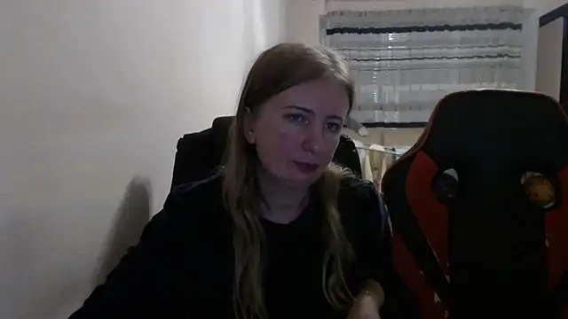 PeterAndJen online show from 10.28.25