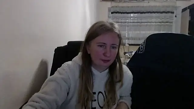 Snapshot of PeterAndJen chatting on 01.16.26 PeterAndJen online show from 01.16.26