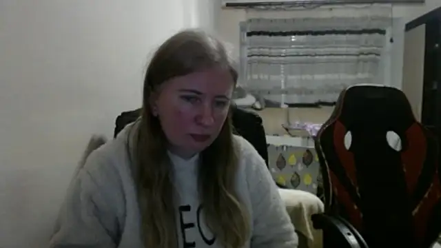 Snapshot of PeterAndJen chatting on 02.04.26 PeterAndJen online show from 02.04.26