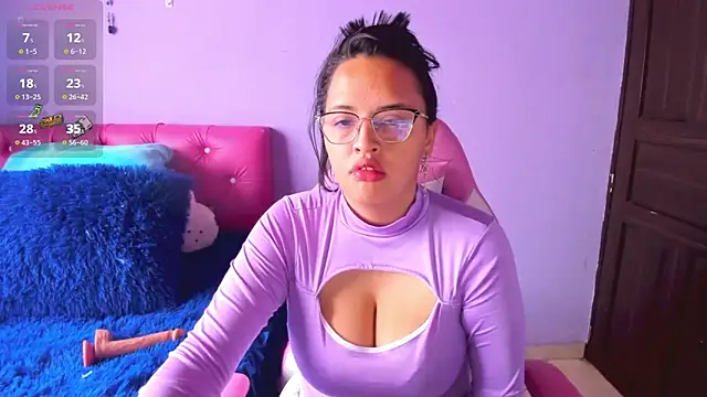 Snapshot of crissn0707 chatting on 02.07.25 crissn0707 online show from 02.07.25