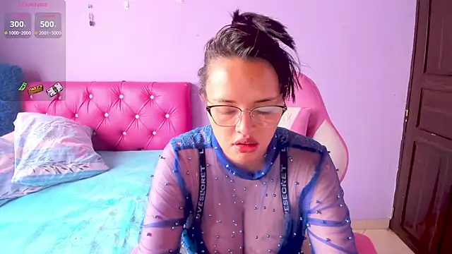 Snapshot of crissn0707 chatting on 03.11.25 crissn0707 online show from 03.11.25