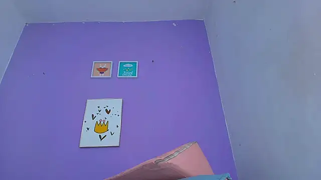 Snapshot of timkerbell_ chatting on 02.04.25 timkerbell online show from 02.04.25