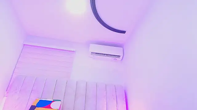 timkerbell  online show from 12.03.25