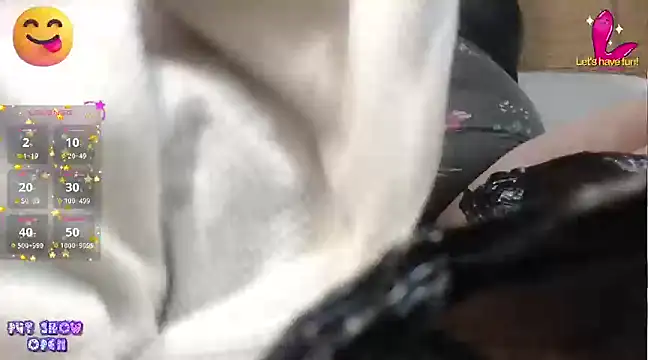 agathamiller01 online show from 03.15.25