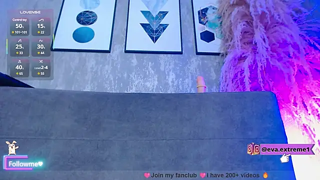 Snapshot of eva_cuper chatting on 02.08.25 eva cuper online show from 02.08.25