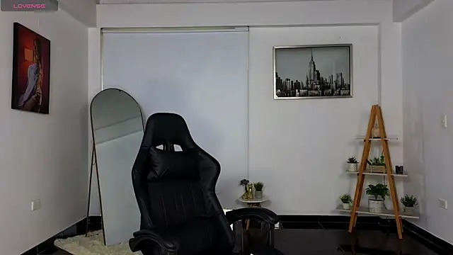 bella  adams online show from 09.20.25