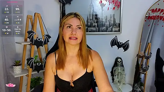 bella  adams online show from 10.21.25