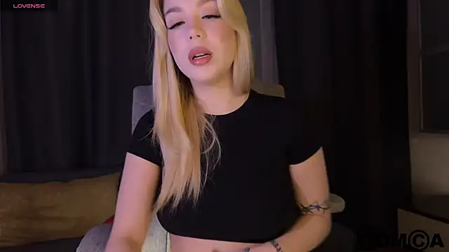 ariashaa online show from 03.25.26