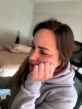 Snapshot of misslulipop chatting on 09.25.25 misslulipop online show from 09.25.25