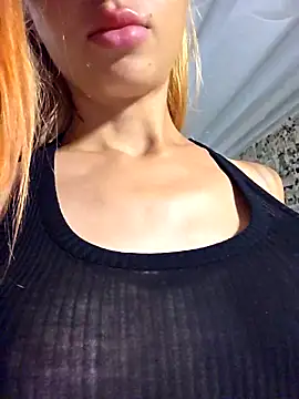 Snapshot of kylie_blck chatting on 10.07.25 kylie blck online show from 10.07.25