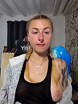 kylie blck online show from 04.12.26