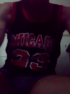 Snapshot of raulacab chatting on 04.17.26 raulacab online show from 04.17.26