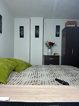 Angela isabella online show from 04.08.26