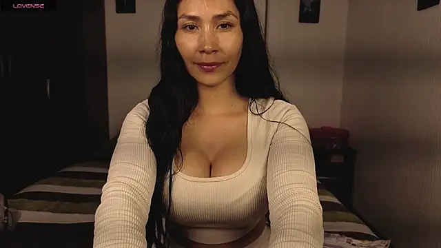 Snapshot of Angela_isabella chatting on 07.15.26 Angela isabella online show from 07.15.26