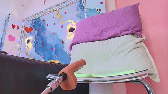 lorrayne  online show from 02.25.26