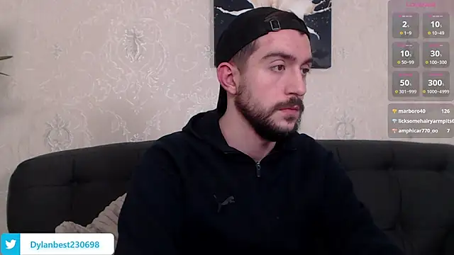 Snapshot of Dylan_Best chatting on 01.10.25 Dylan Best online show from 01.10.25