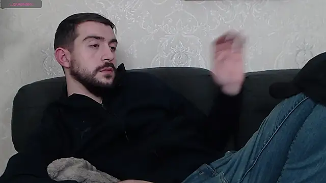 Snapshot of Dylan_Best chatting on 01.11.25 Dylan Best online show from 01.11.25