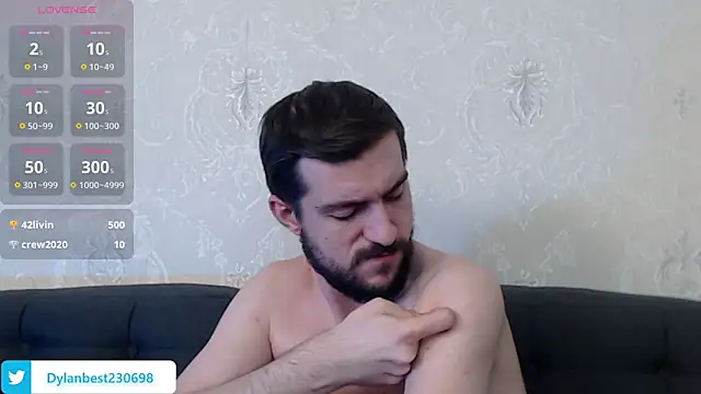 Snapshot of Dylan_Best chatting on 03.04.25 Dylan Best online show from 03.04.25