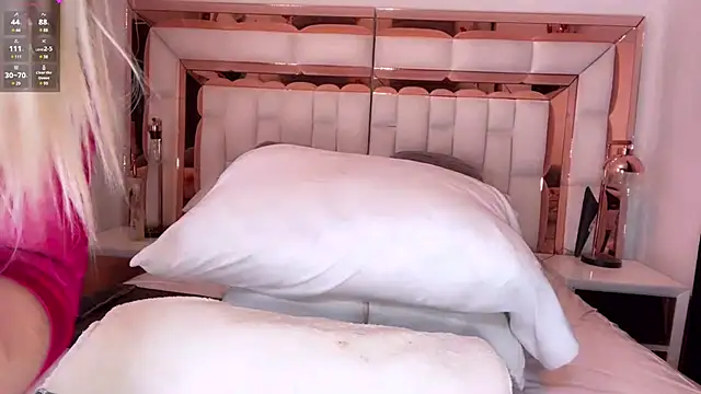 im yours 01 online show from 01.19.25