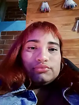 Snapshot of Hilarybunnyy chatting on 12.08.24 Hilarybunnyy online show from 12.08.24