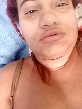 Snapshot of Hilarybunnyy chatting on 01.25.25 Hilarybunnyy online show from 01.25.25