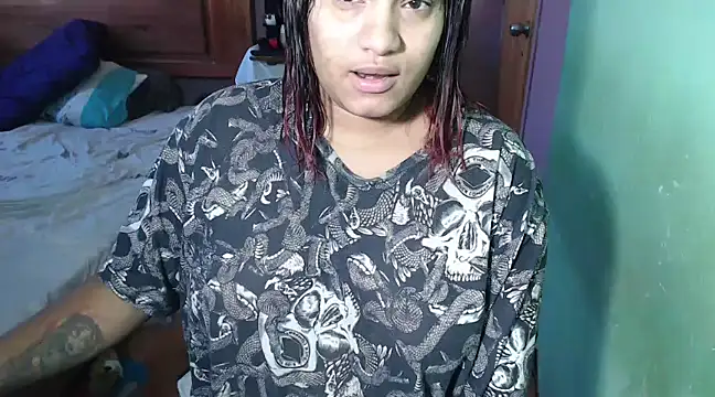 Snapshot of Hilarybunnyy chatting on 03.20.25 Hilarybunnyy online show from 03.20.25