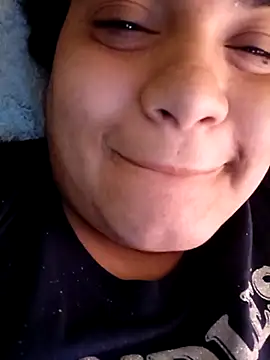 Snapshot of Hilarybunnyy chatting on 09.08.25 Hilarybunnyy online show from 09.08.25