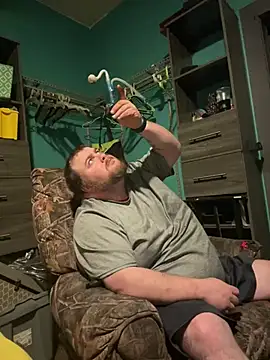 Snapshot of fatdickdaddy448 chatting on 12.17.24 fatdickdaddy448 online show from 12.17.24