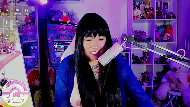 Snapshot of meda_kawaii_ chatting on 01.18.25 meda kawaii online show from 01.18.25