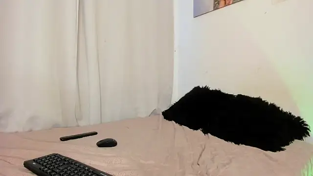 Sarah Jhonson online show from 02.03.26