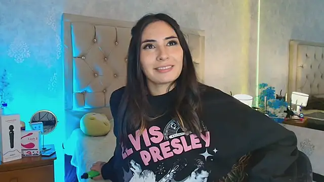 Snapshot of nini_love01 chatting on 01.31.25 nini love01 online show from 01.31.25