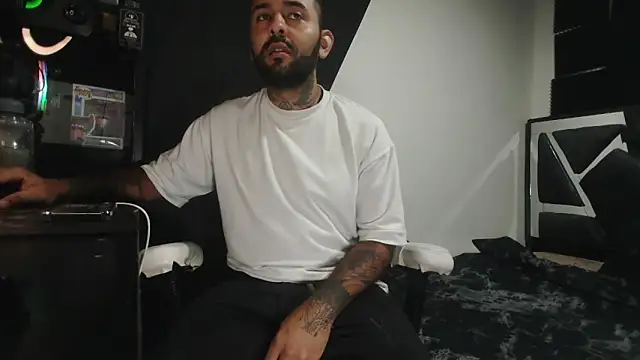 TeddyGominola  online show from 09.17.25