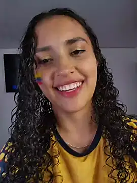 Snapshot of Lucy_Marin chatting on 06.18.26 Lucy Marin online show from 06.18.26