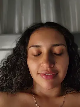 Snapshot of Lucy_Marin chatting on 06.19.26 Lucy Marin online show from 06.19.26