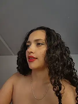 Snapshot of Lucy_Marin chatting on 07.30.26 Lucy Marin online show from 07.30.26