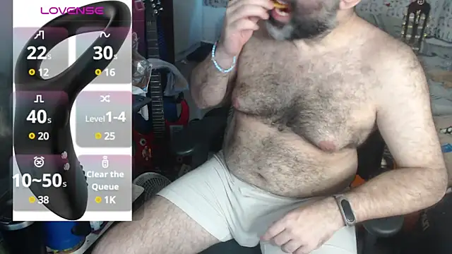 Snapshot of DarkRosa chatting on 02.03.25 DarkRosa online show from 02.03.25