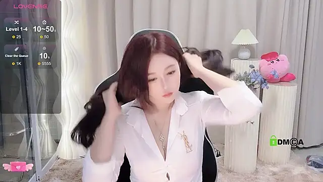 Happy Kitty online show from 01.22.25