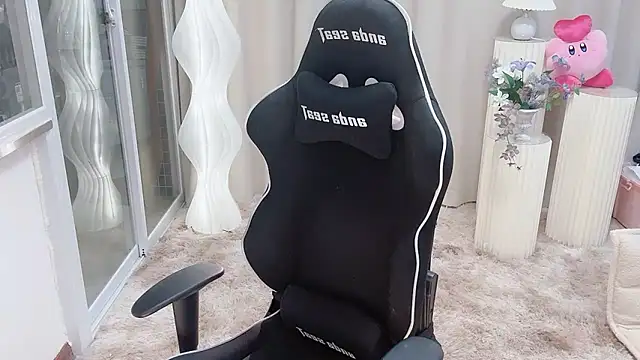 Happy Kitty online show from 03.03.25