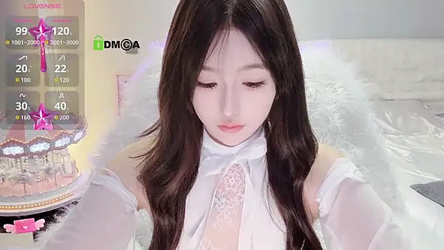 Happy Kitty online show from 11.20.25