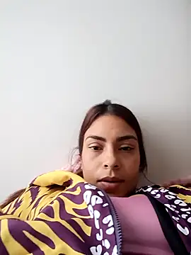 Ivanna2 online show from 11.20.25