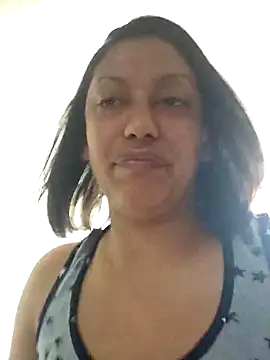 Snapshot of Nikkierosee chatting on 10.07.25 Nikkierosee online show from 10.07.25