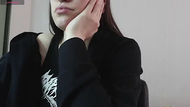 Snapshot of Aelita_bb chatting on 05.16.26 Aelita bb online show from 05.16.26