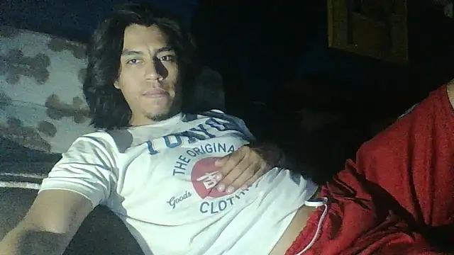 AlexAlejandro13 online show from 03.11.26